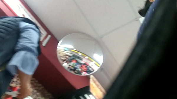 Tanguita en el oxxo